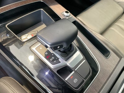 2021 Audi Q52QT Base